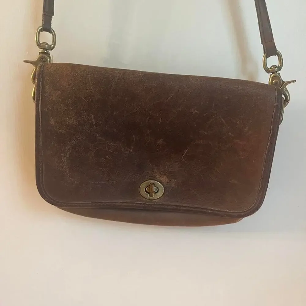 Vintage 1980s coach 9755 pocket